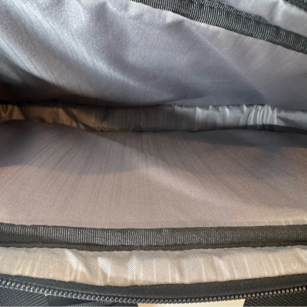 SAMSONITE Xenon 2 Slim Briefcase Fits Laptop Black NWOT
